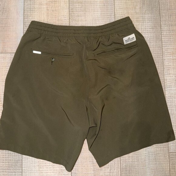 Quicksilver Mens Shorts Medium - Picture 2 of 4